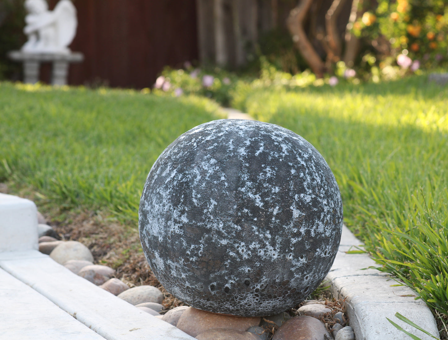 Outdoor Decorative Sphere Vintage 12"